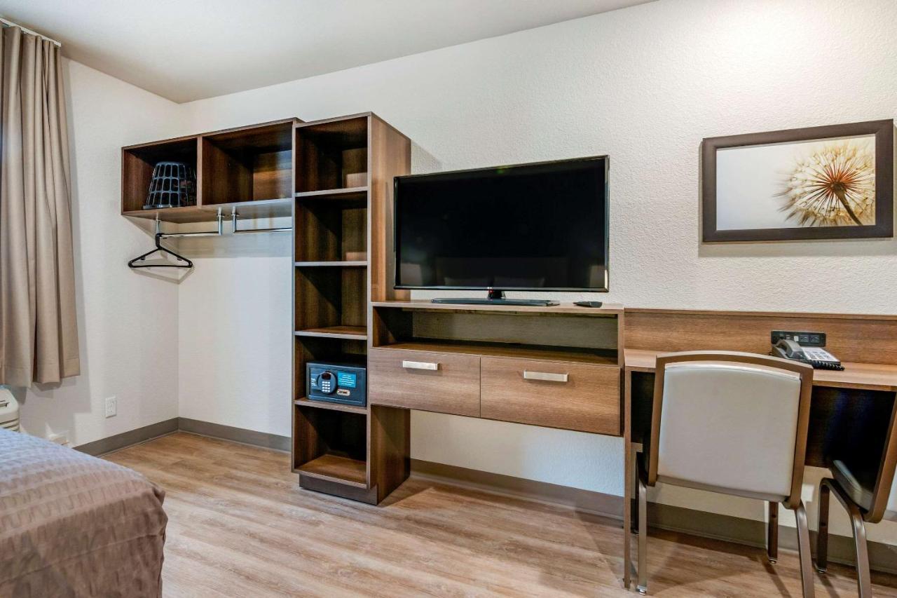 Woodspring Suites ブランズウィック エクステリア 写真
